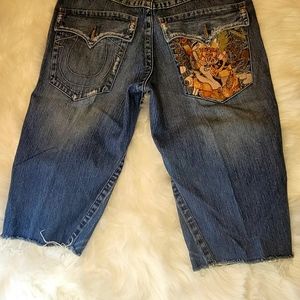 True Religion Pre-Loved mens shorts